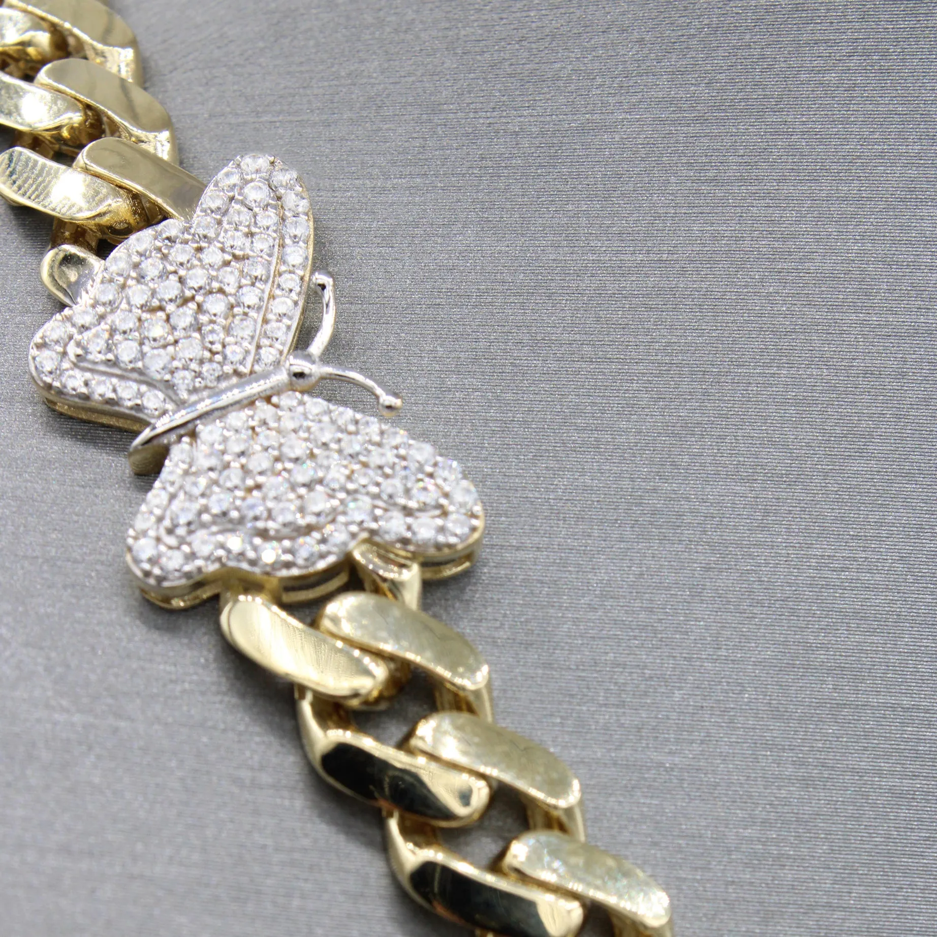 14k Hollow Cuban Butterfly MONACI Choker (9MM / 18” Inches) JTJ™