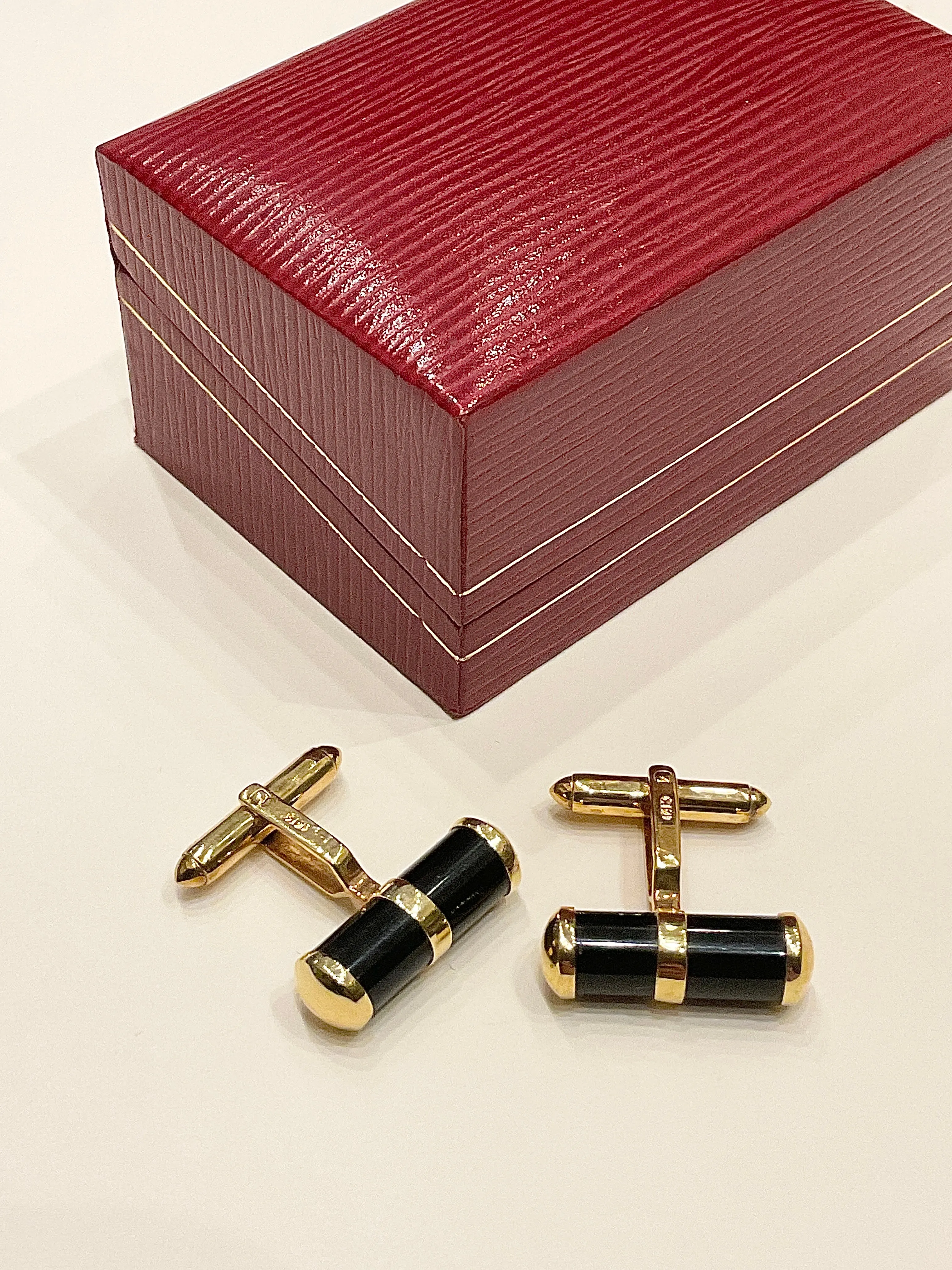 14k Yellow Gold & Black Onyx Barrel Cuff Links in Box