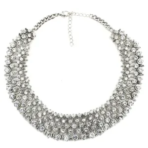 2023 New Indian Vintage Statement Large Collar Choker Necklace Women Fashion Britain Kate Princess Big Bib Necklace Jewelry