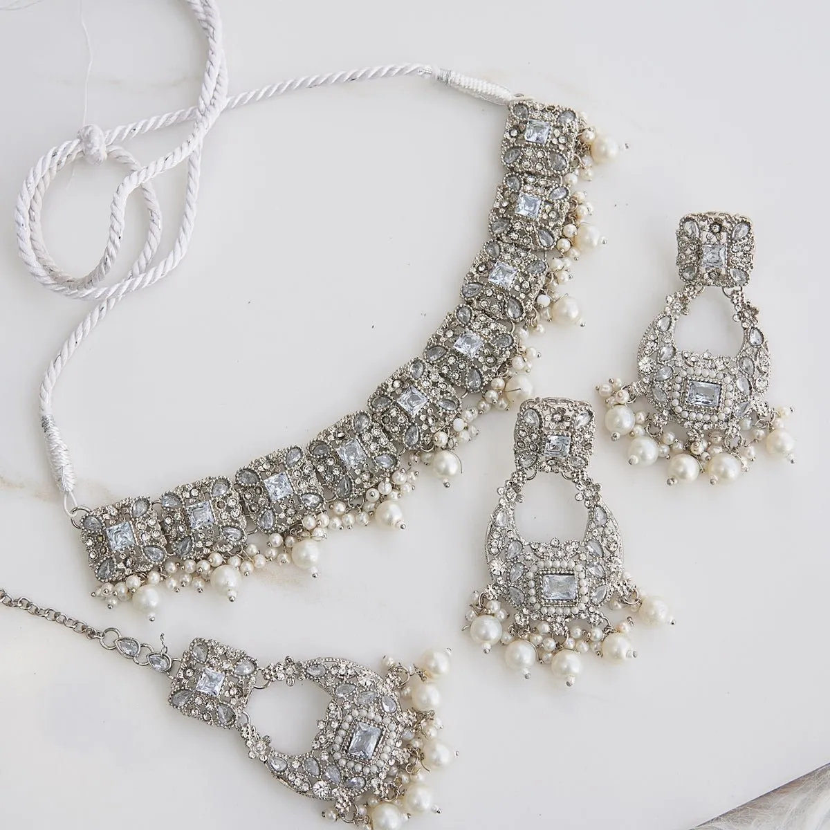 Antique Gold Semi-Gems Guluband Set