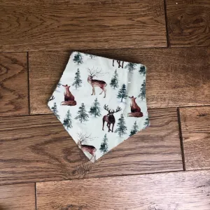 Bandana dribble bib - Winter woodland adventure