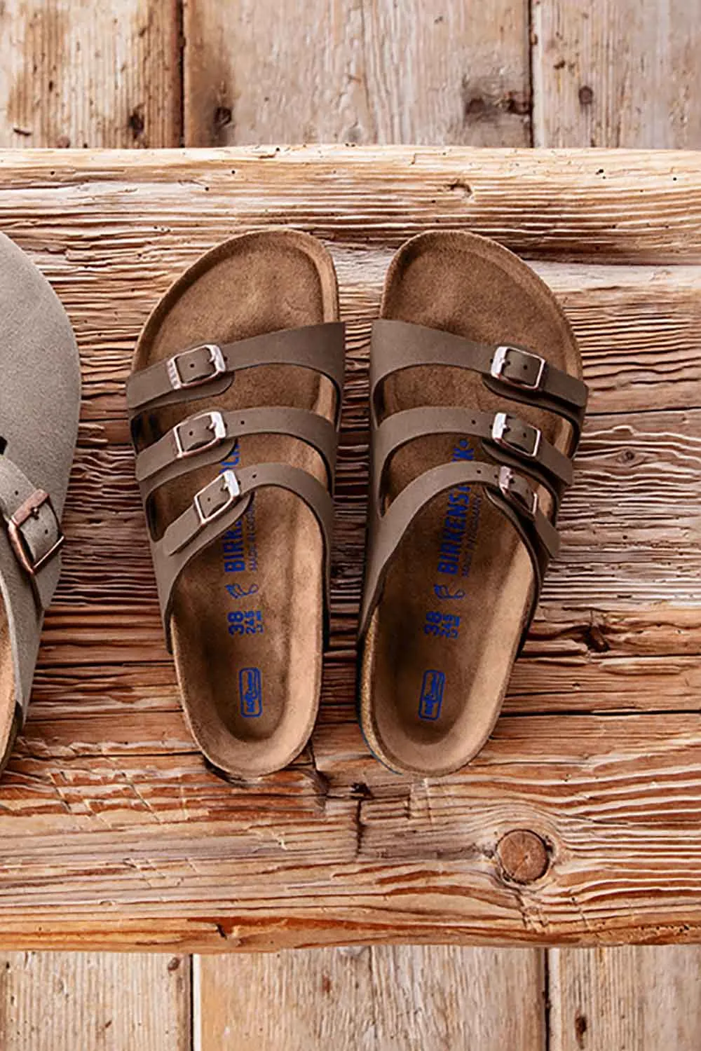 Birkenstock Florida Soft Footbed Sandals for Women in Mocha | 53881