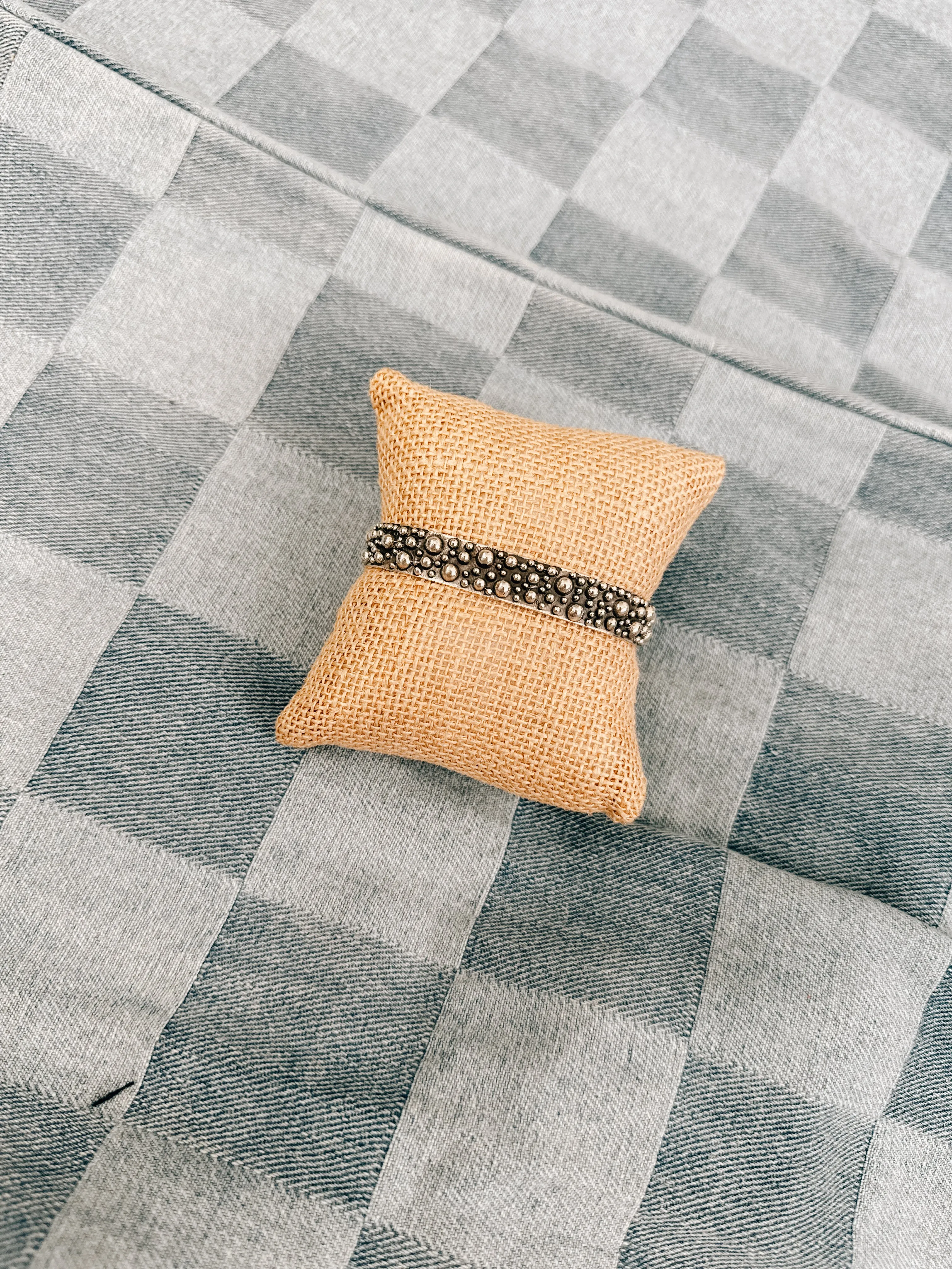 Bubble Skinny Cuff