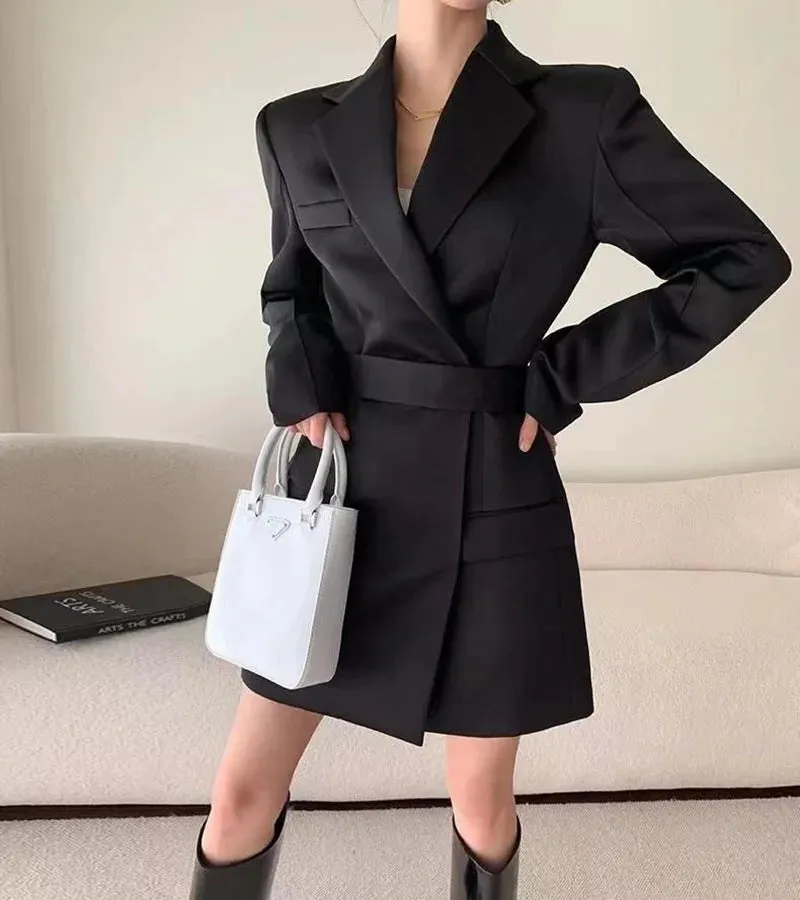 Casual British Mid Length Black Suit