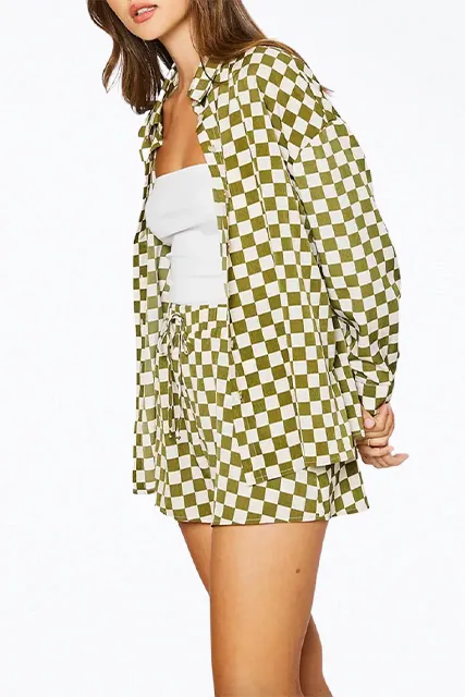 CHECKERED-PRINT WOVEN HIGH-WAISTED SHORTS
