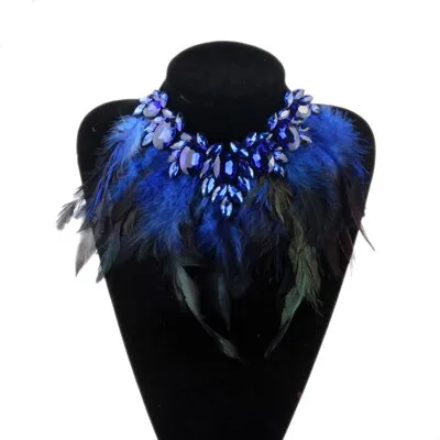 Chunky Feather Crystal Pendant Necklace