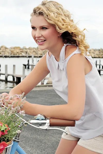 Crescent Blouse sewing pattern (XS to XL)