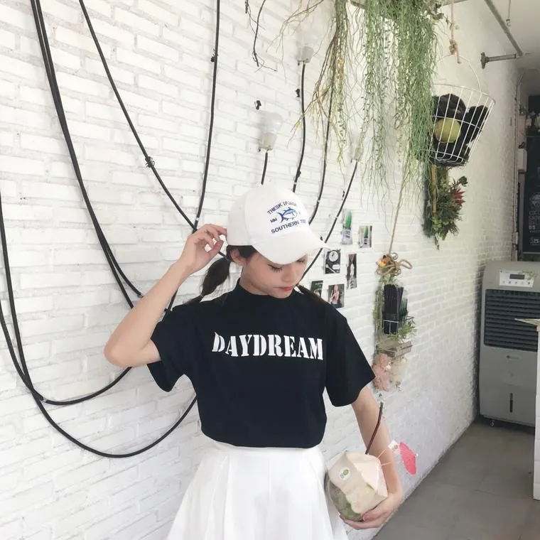 Day Dream Tee