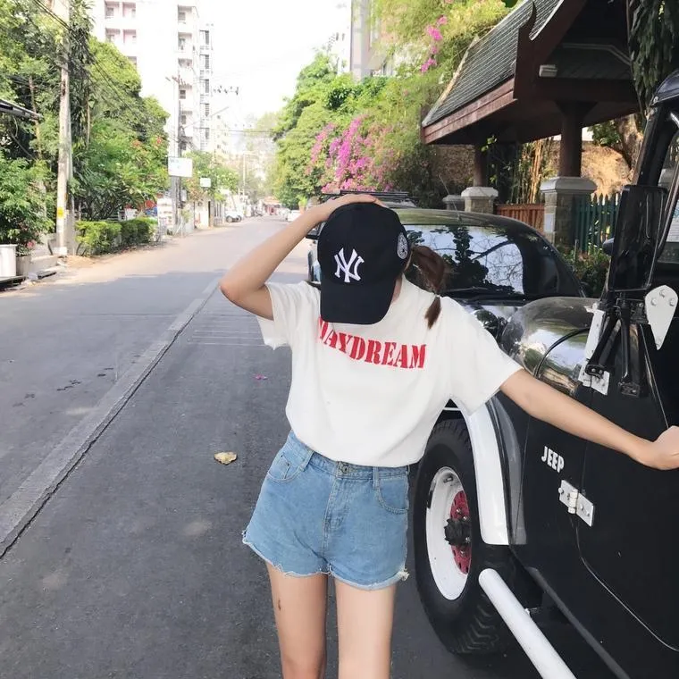 Day Dream Tee