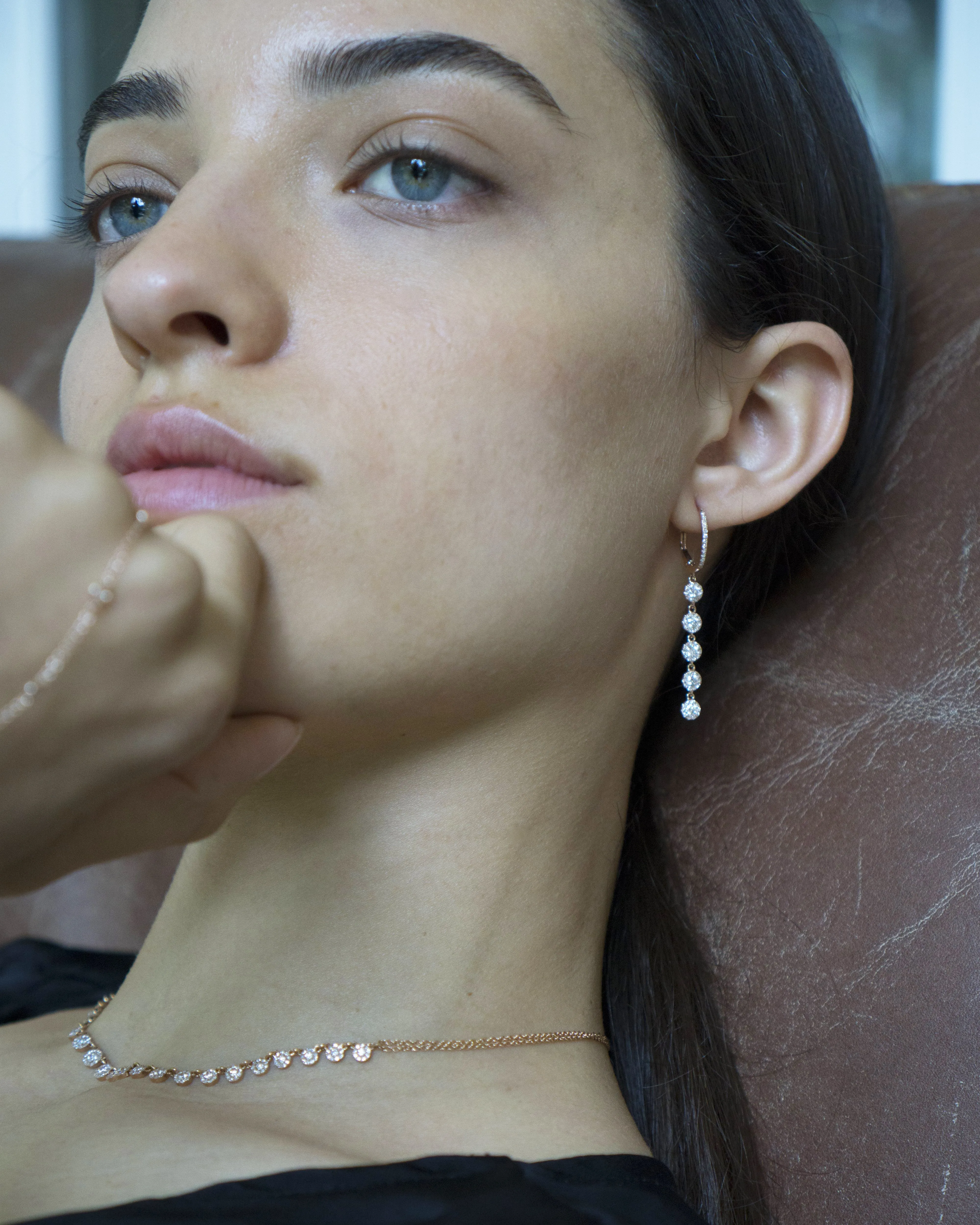 Dazzle Diamond Circle Choker