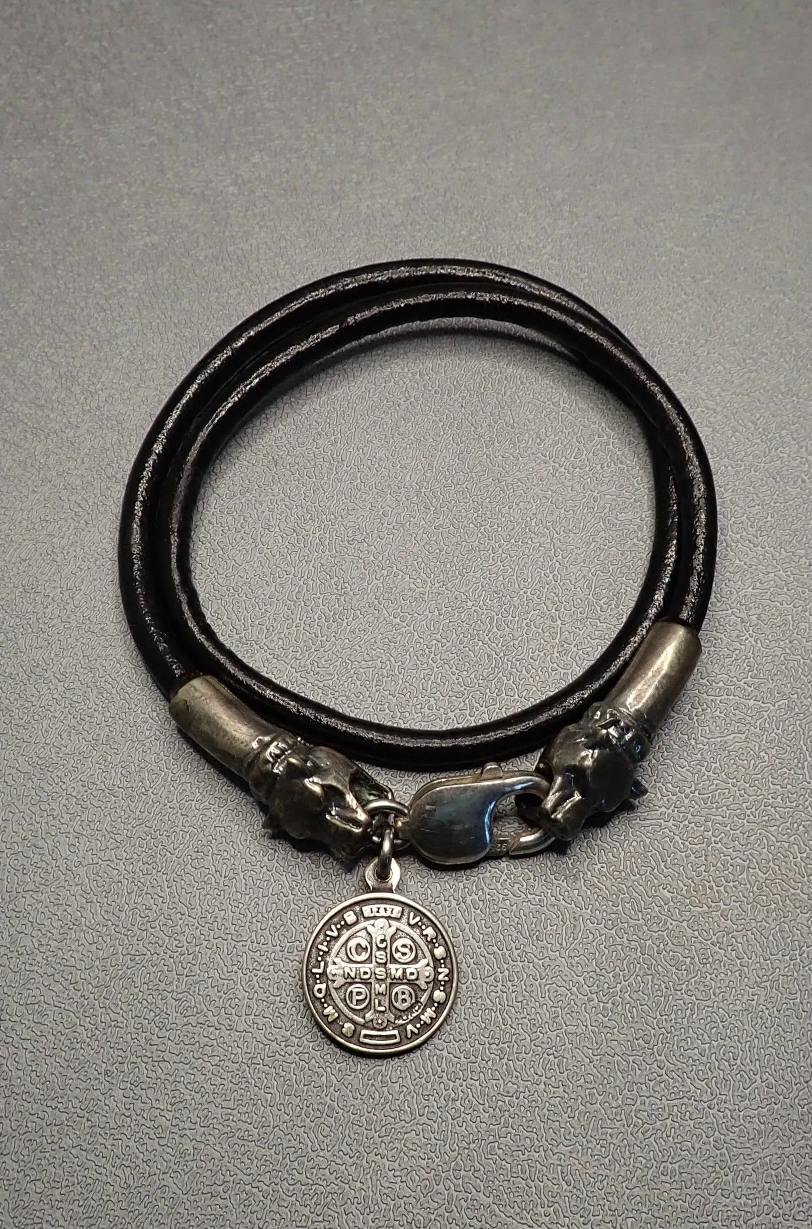 DOUBLE WRAP LEATHER BRACELET