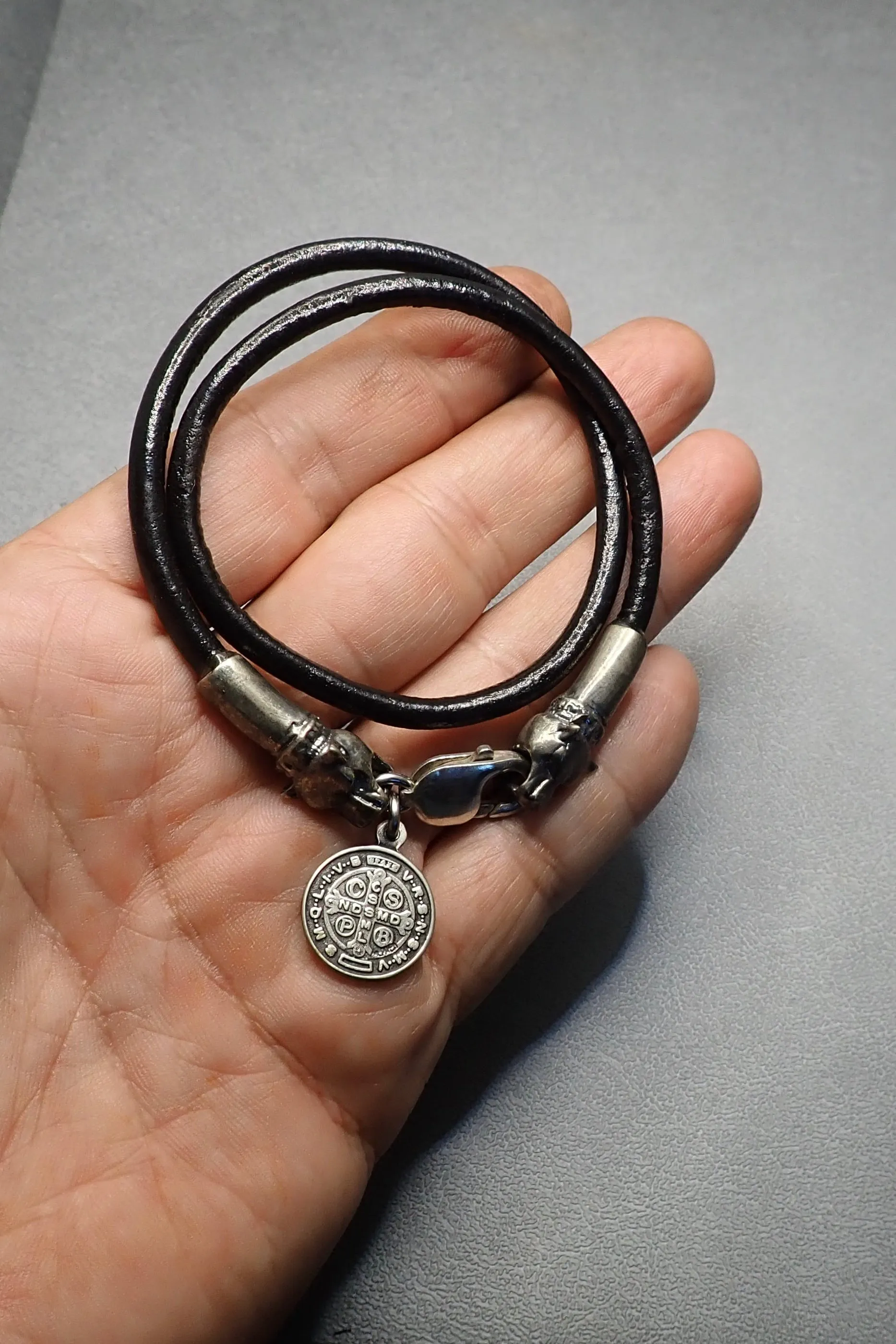 DOUBLE WRAP LEATHER BRACELET