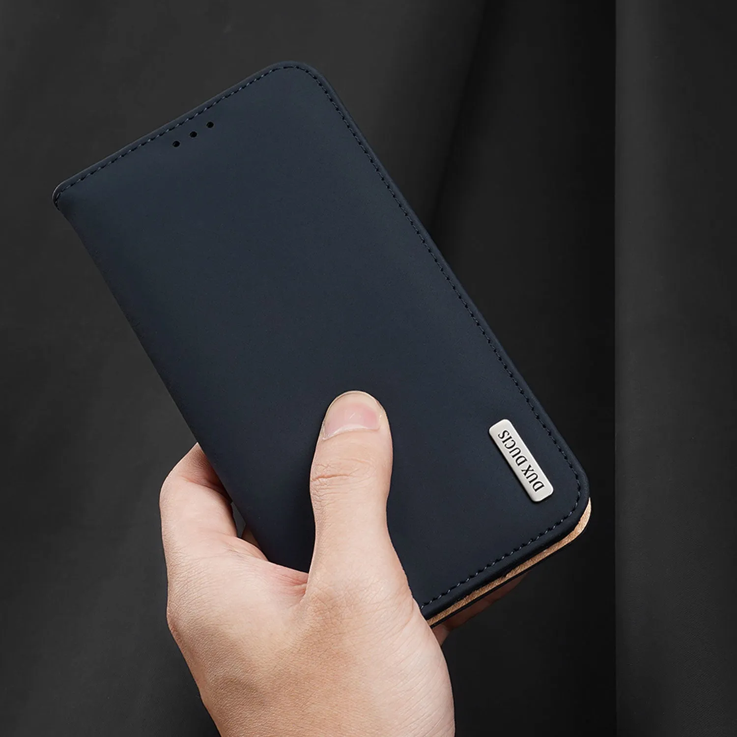 DUX DUCIS for iPhone 11 pro MAX 2019 Luxury Genuine Leather Magnetic Flip Cover Full Protective Case with Bracket Card Slot Royal blue