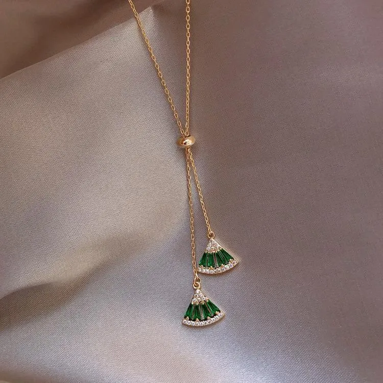 Elegant Classic Green White Crystal Geometric Necklace Luxury Pendant Chokers Modern Necklace For Women Statement Jewelry