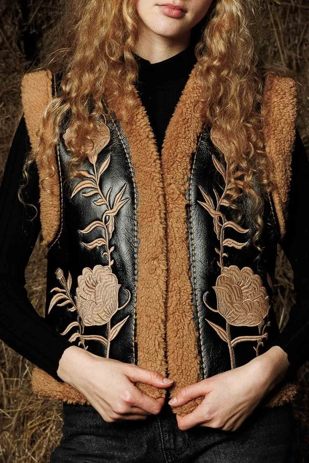Embroidered Camel Cowboy Vest – Teddy Fleece Lining, Floral Embroidery, Faux Leather, Western Style