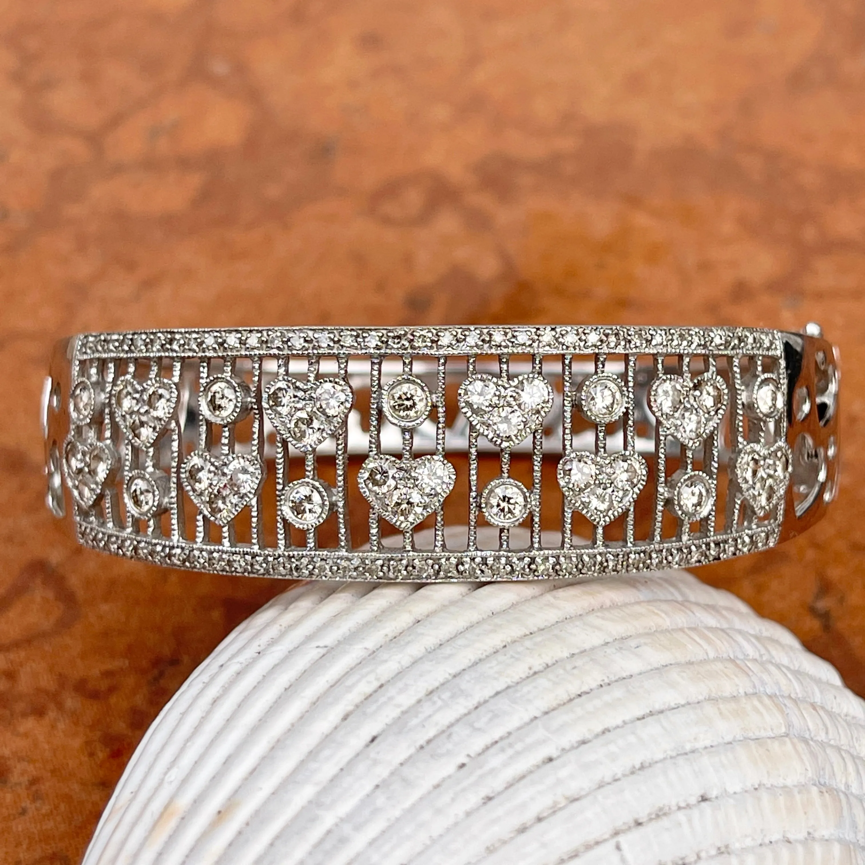 Estate 14KT White Gold Filigree Pave Diamond Hearts Hinged Bangle Cuff Bracelet