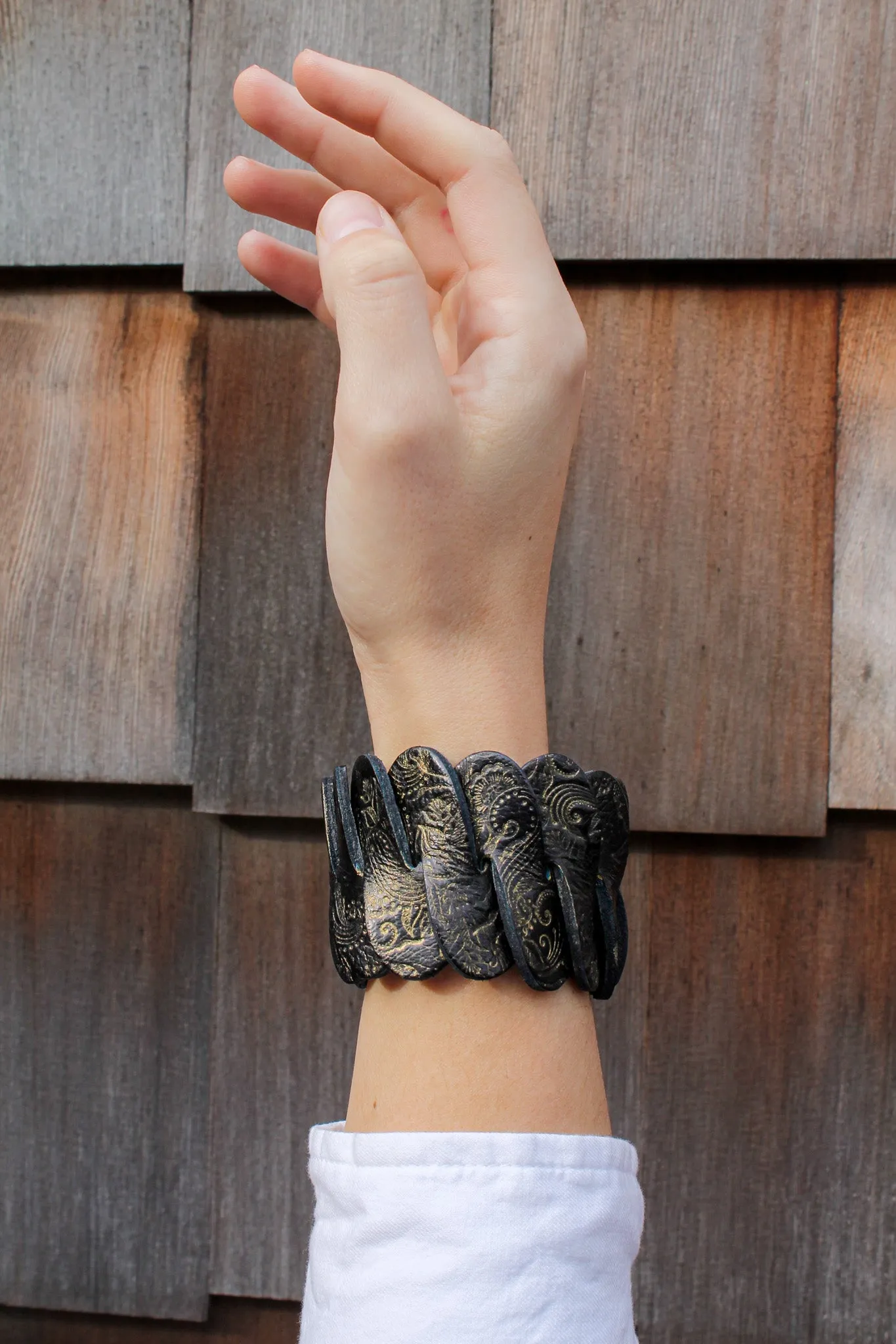 Flow Cuff Bracelet/ Onyx Elemental