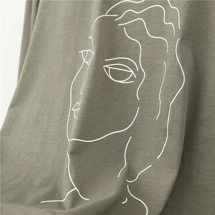 GIRL T-Shirt