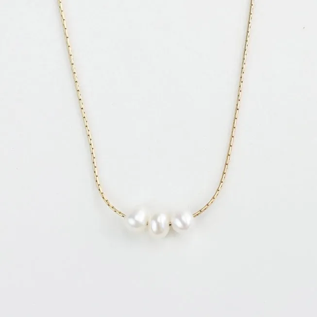 Gold Floating Pendants Choker