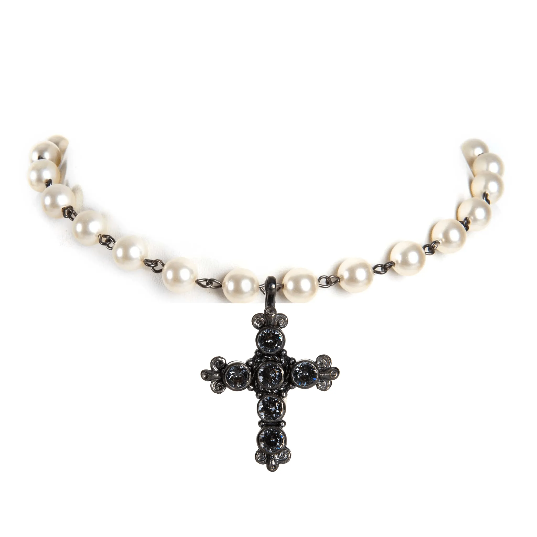 Iconic 6mm Cream Pearl Choker with Medallions