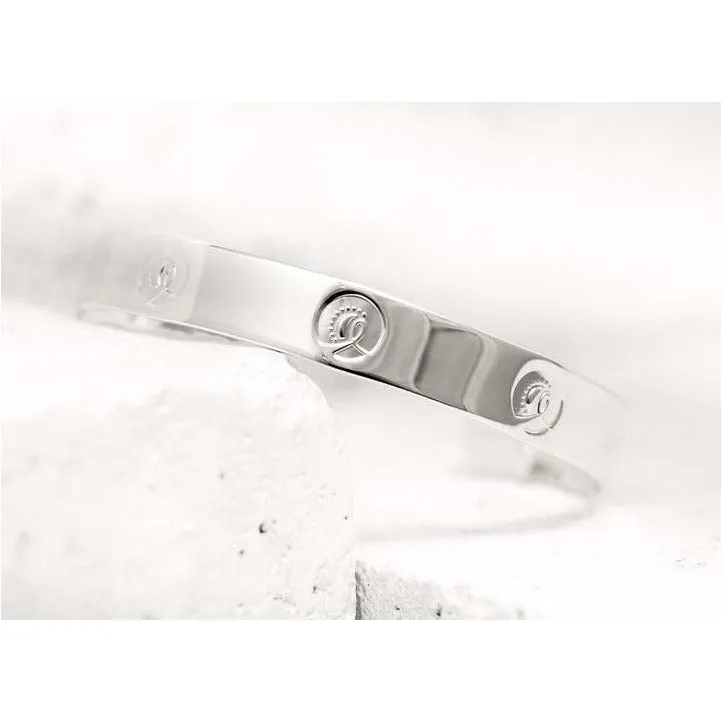 Independent Cuff Bracelet