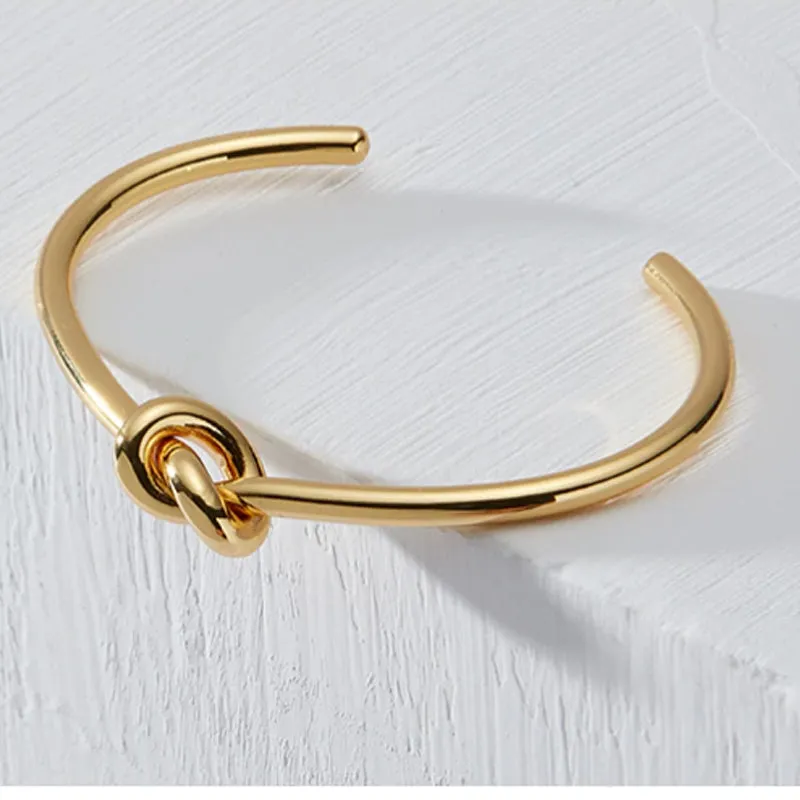 KNOT SORRY CUFF BRACELET