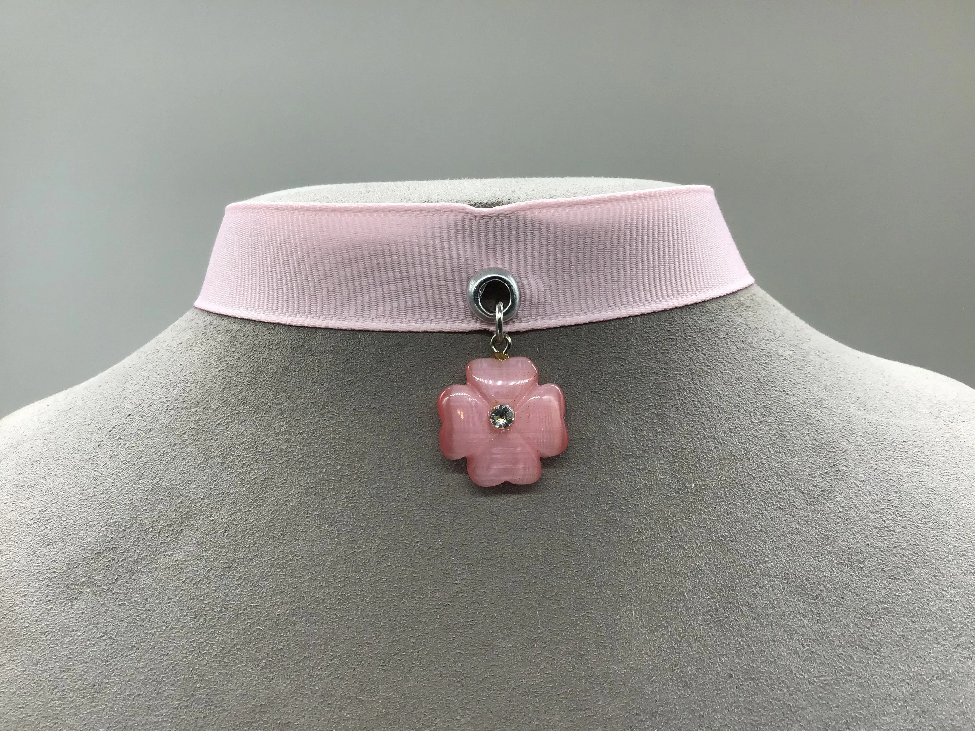 Lady Luck Choker