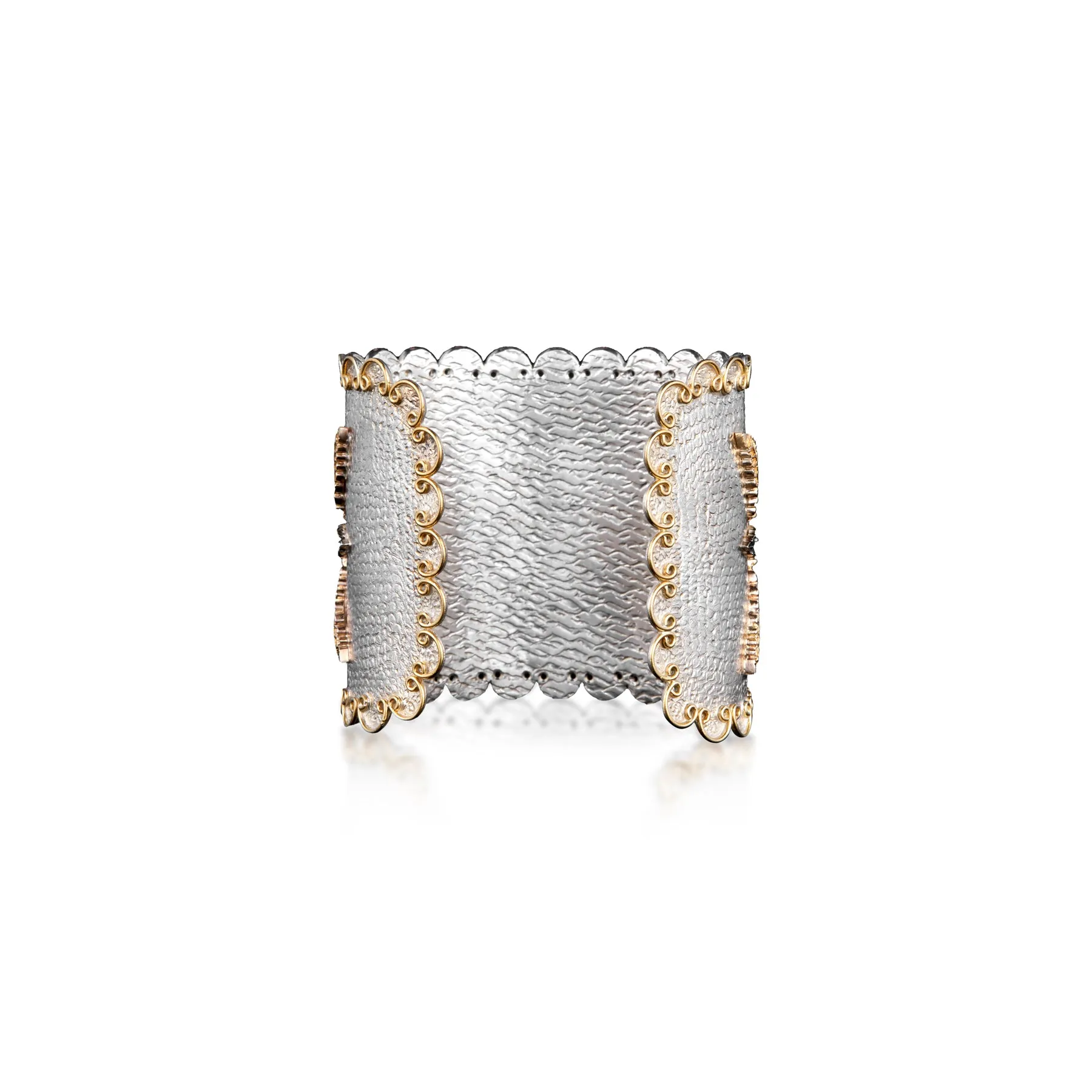LEAFY FONDANT CUFF BRACELET