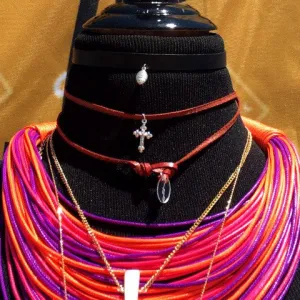 Leather Wrap Choker w/pendant