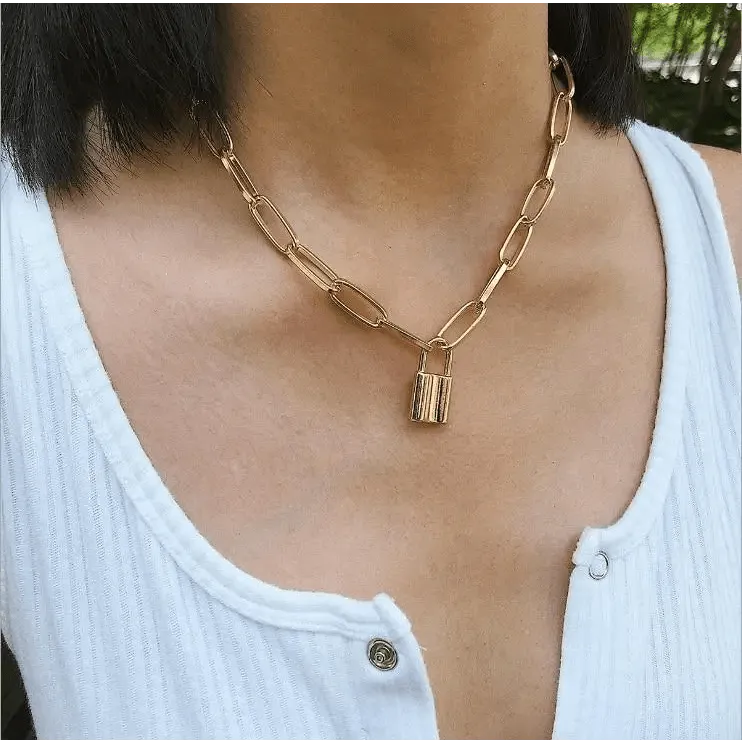 Luxury Fashion Style Simple Pearl Bead Chain Choker Necklace - Aesthetic Fashion Style Jewelry for women Fashion Jewelry Accessories