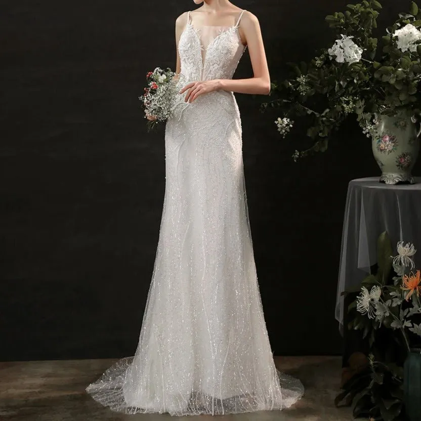 Minimalist beaded lace suspenders small tail open back light wedding dress
