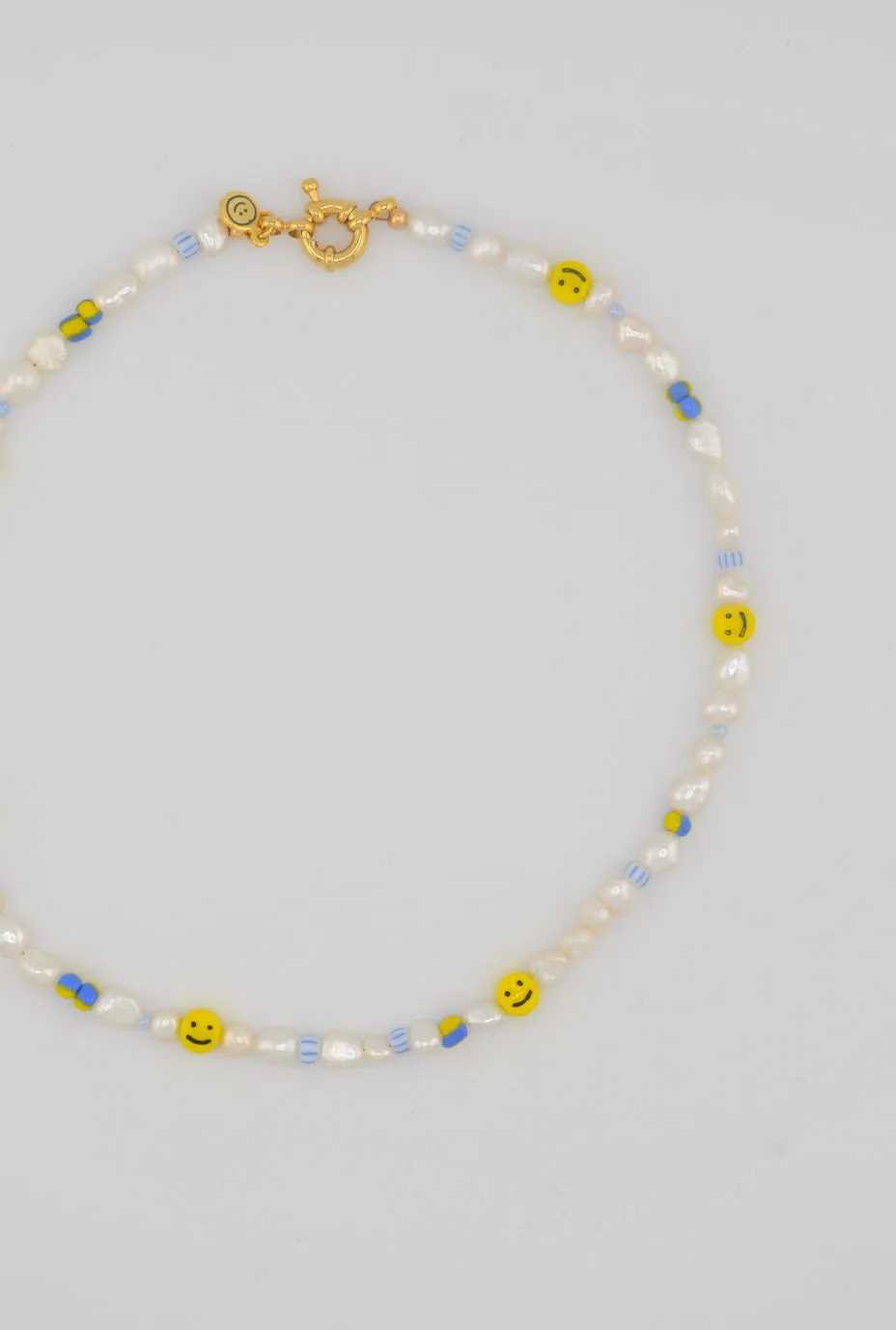 Mr. Happy on Holiday Choker