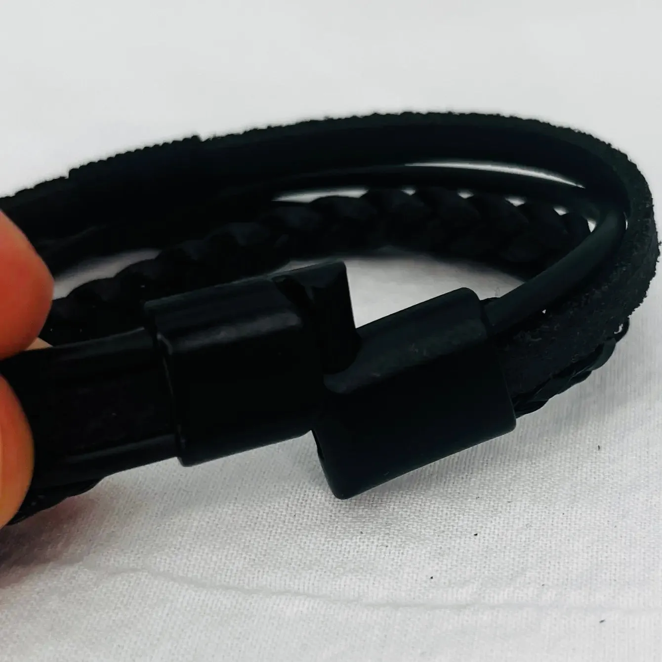 Natural Stone Leather Bracelets: Handcrafted in Turkey, Idea
