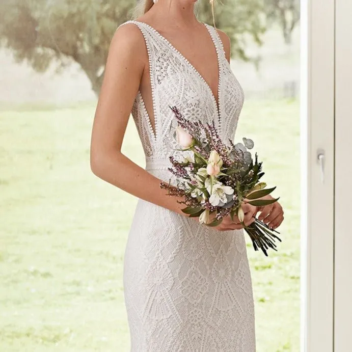 Neck Lace Backless Small Trailing White Wedding Dress