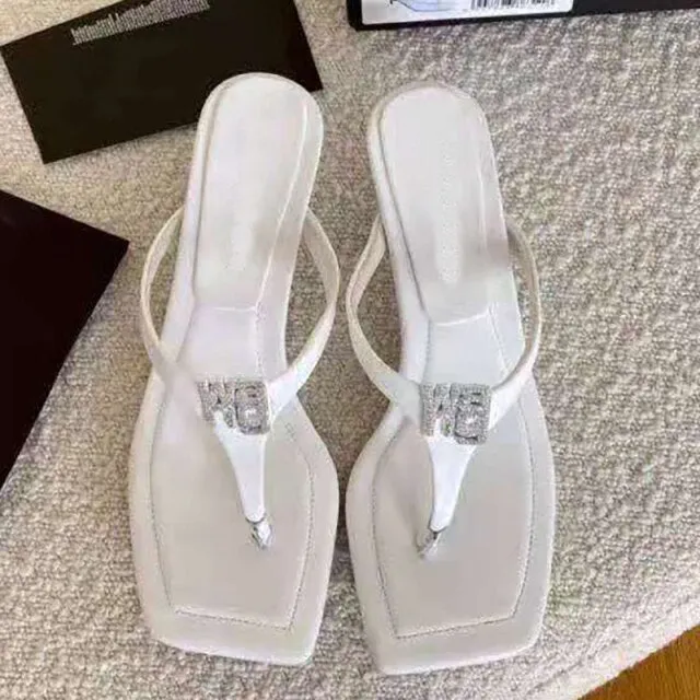 new trendy flip flops stiletto silk