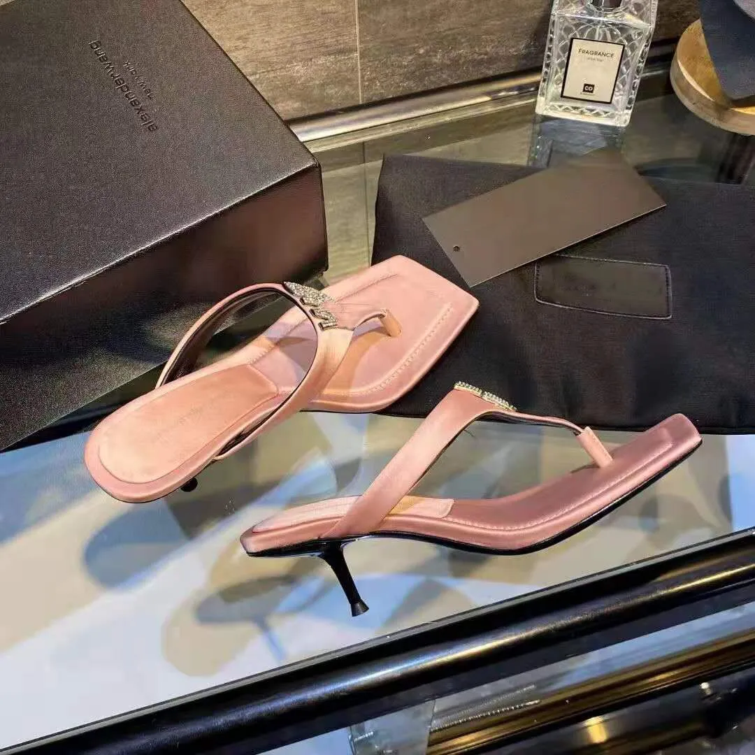 new trendy flip flops stiletto silk
