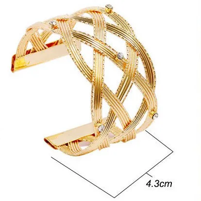 Overlapping Strands Crystal Bracelet