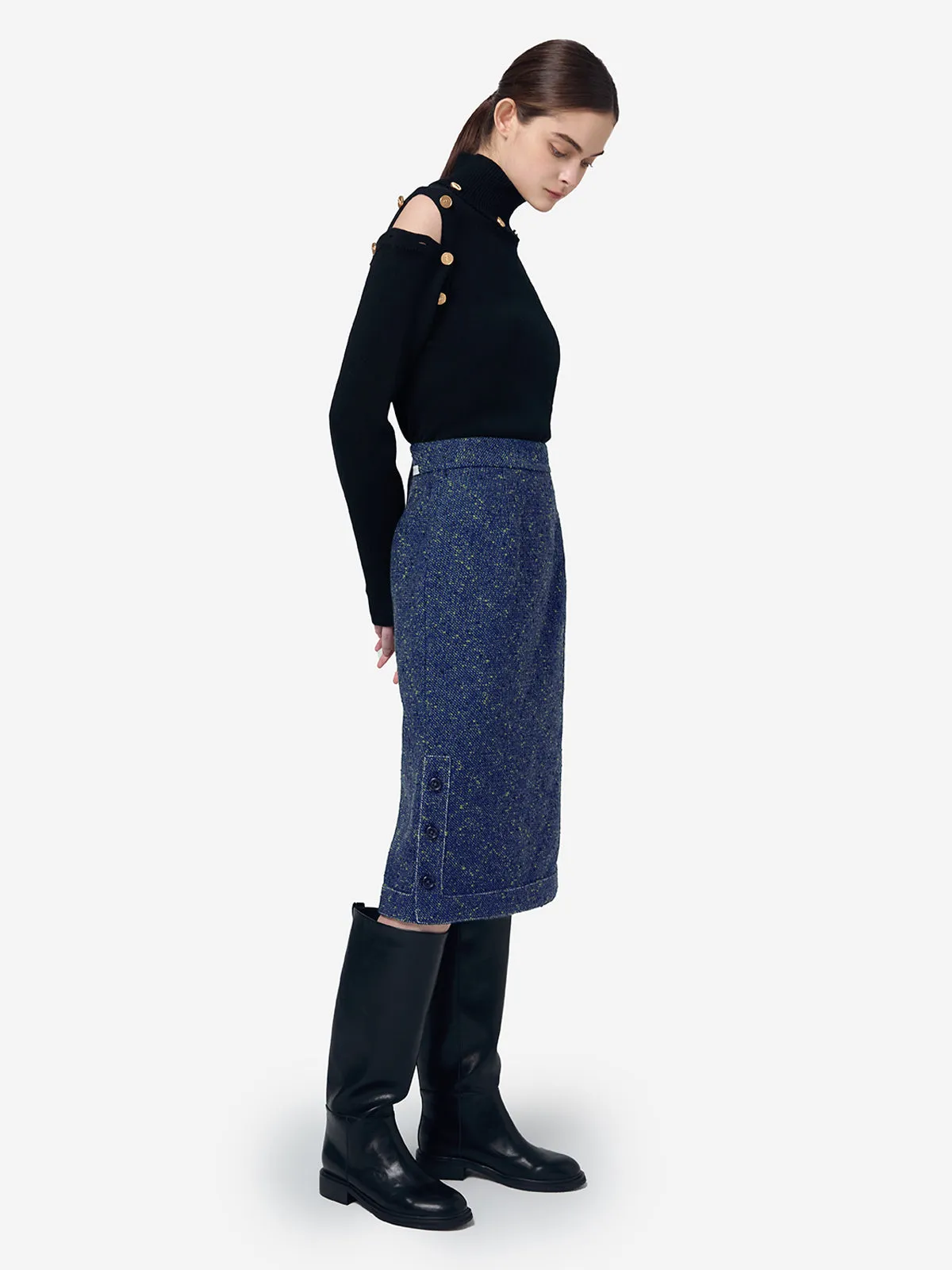 PORTS 1961 GOLD LOGO BUTTON KNITWEAR IN BLACK