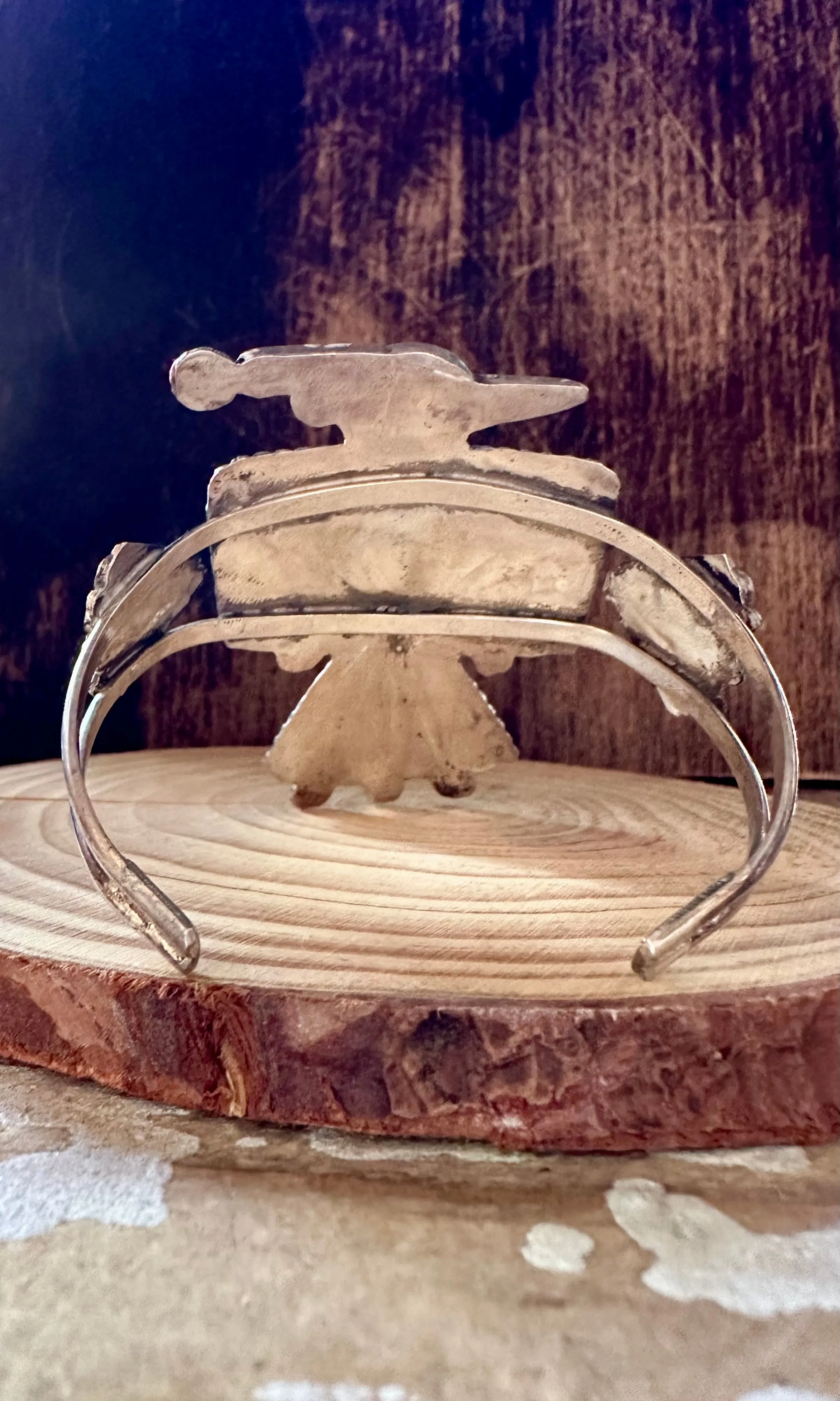 RENEWAL OF LIFE Zuni Peyote Bird Cuff • 36g