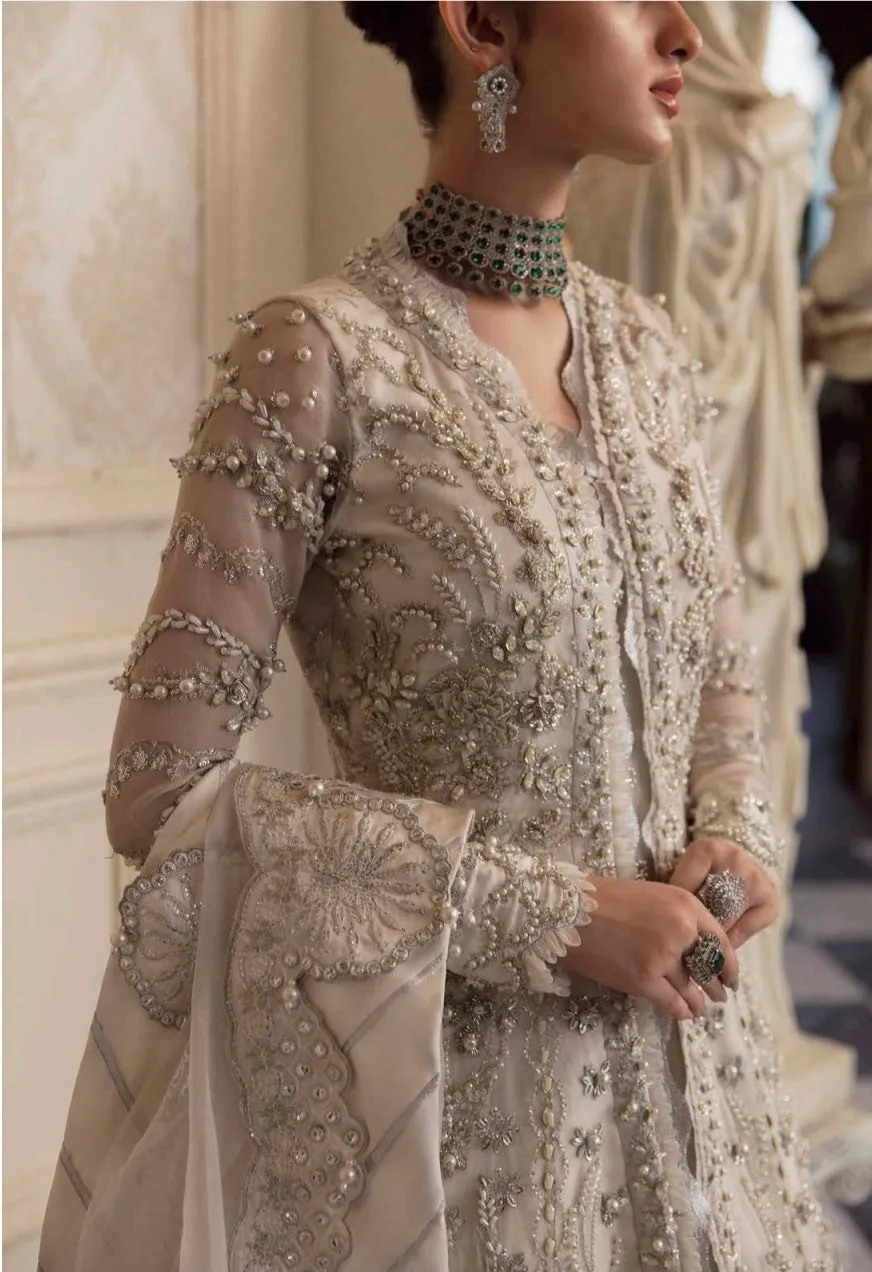 REPUBLIC WOMENSWEAR | Luxury Wedding Dresses | Fu-03