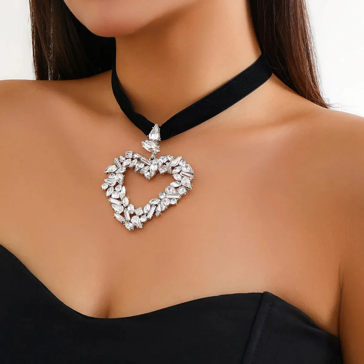 Romantic Crystal Heart Choker Necklace For Women Elegant Party Wedding Statement Necklace Fashion Jewelry Girls