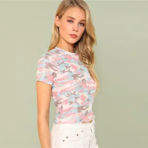Scallops Hem Crop T-Shirt