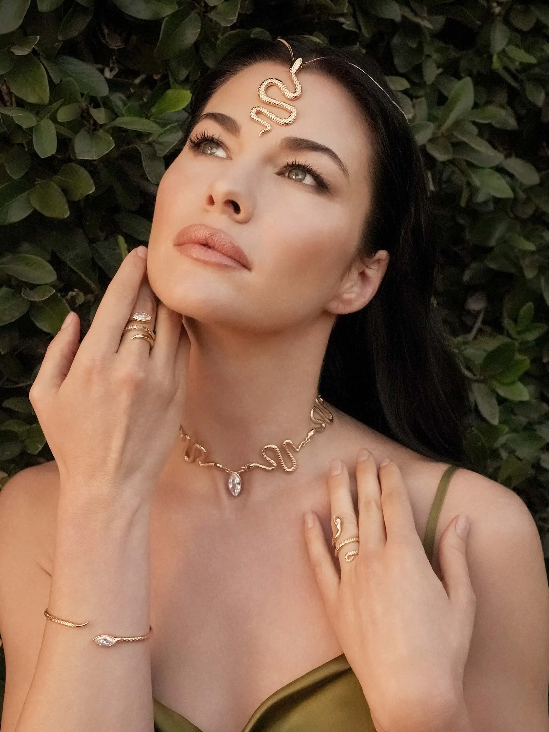 Serpentina Pendant Choker