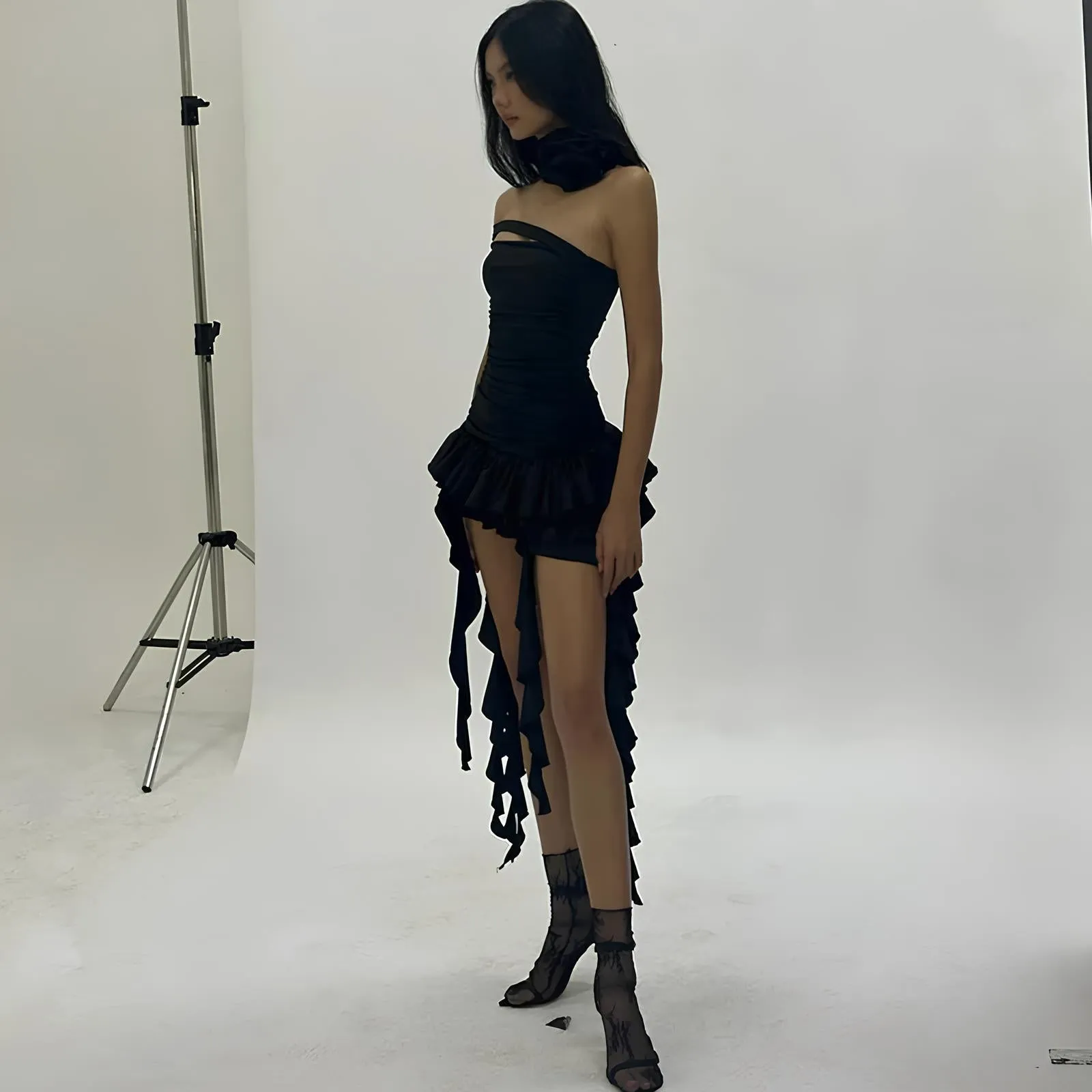 Sexy Ruffle Mini Dress – Flirty & Chic Summer Essential