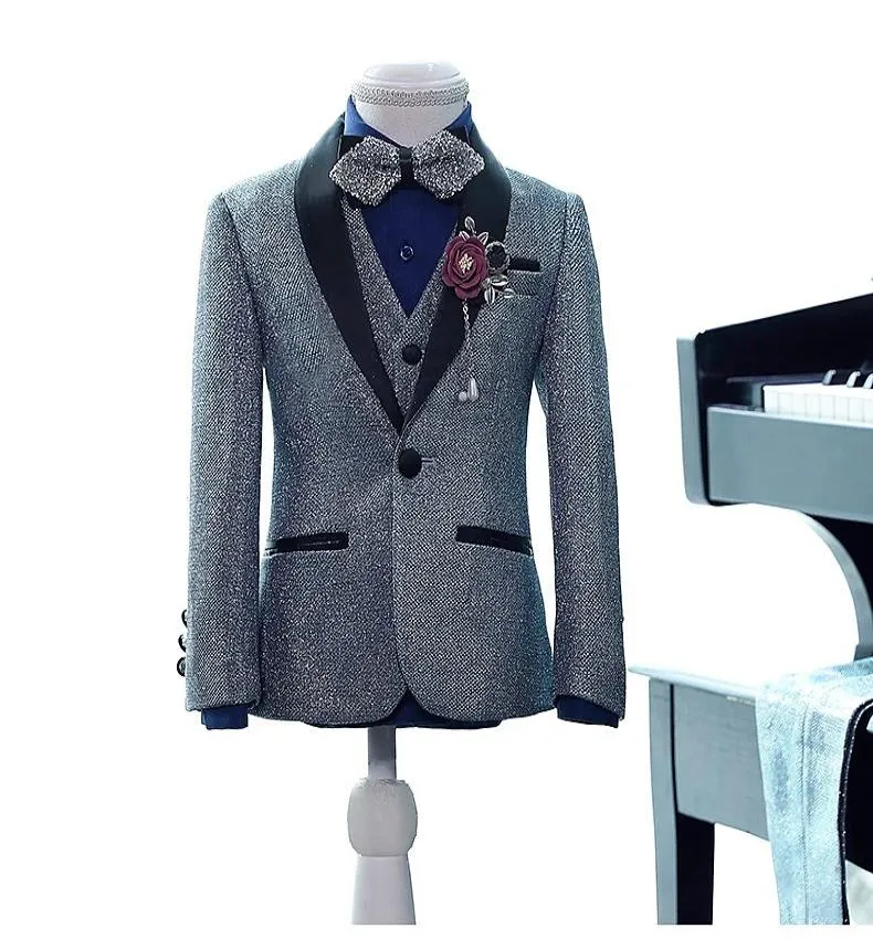 Silver Status Suit