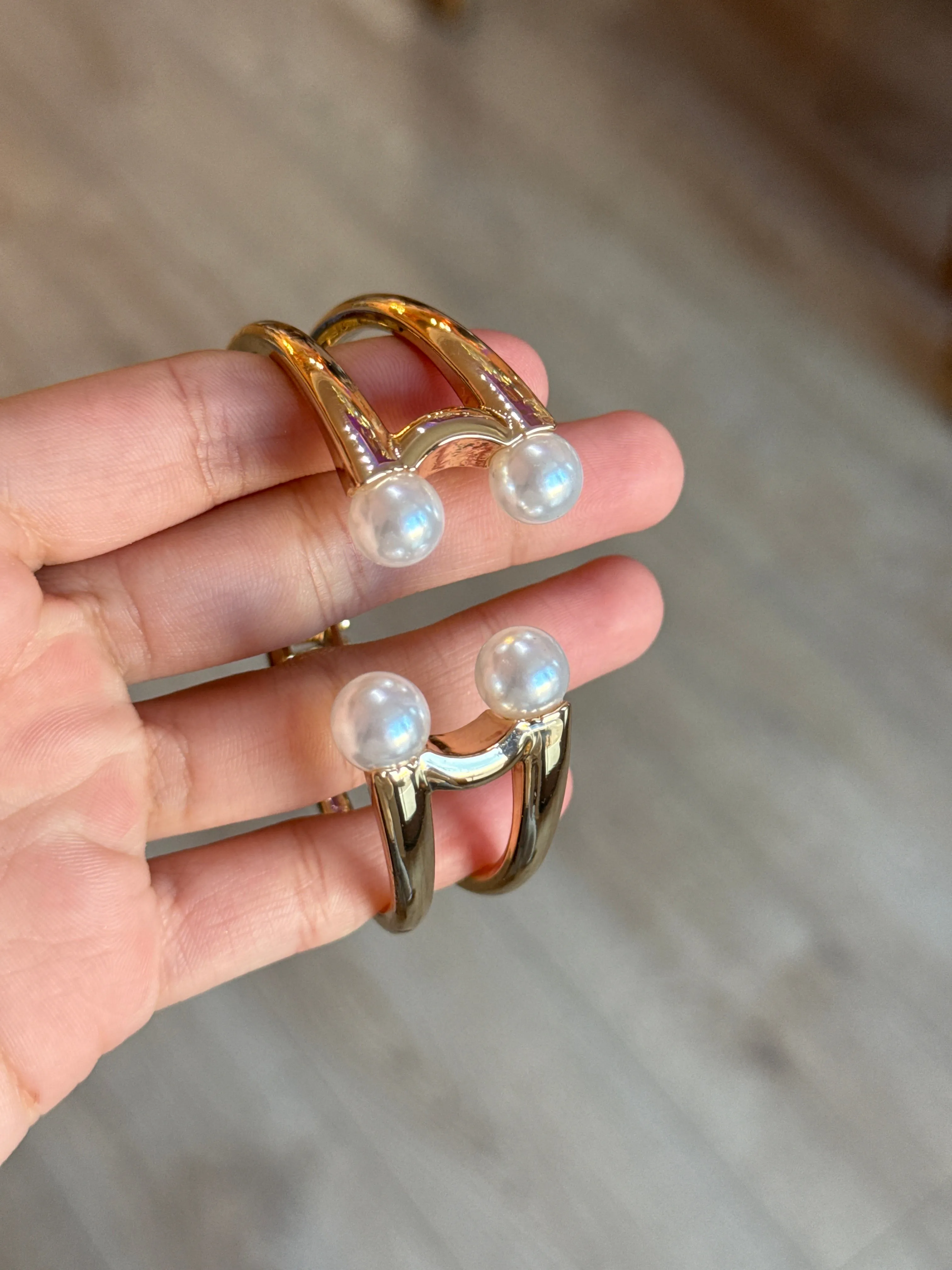 Simply Pearls Cuff