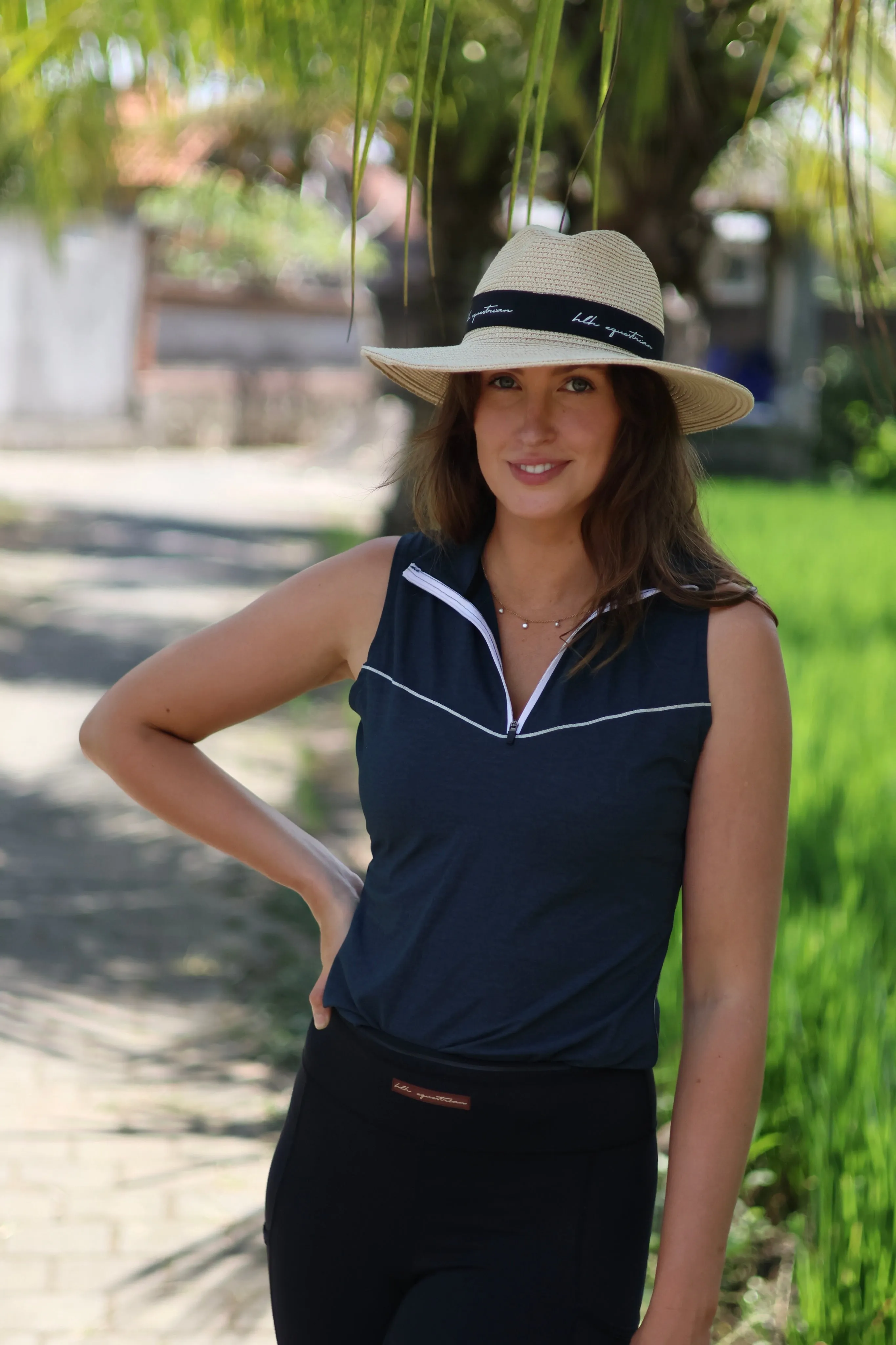 Sleeveless base layer in Navy Denim