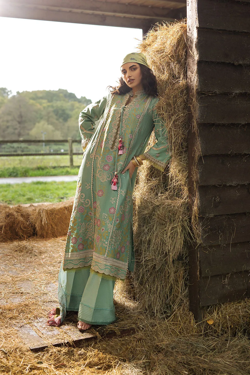 SOBIA NAZIR | AUTUMN/WINTER 2022 | AW22-5B