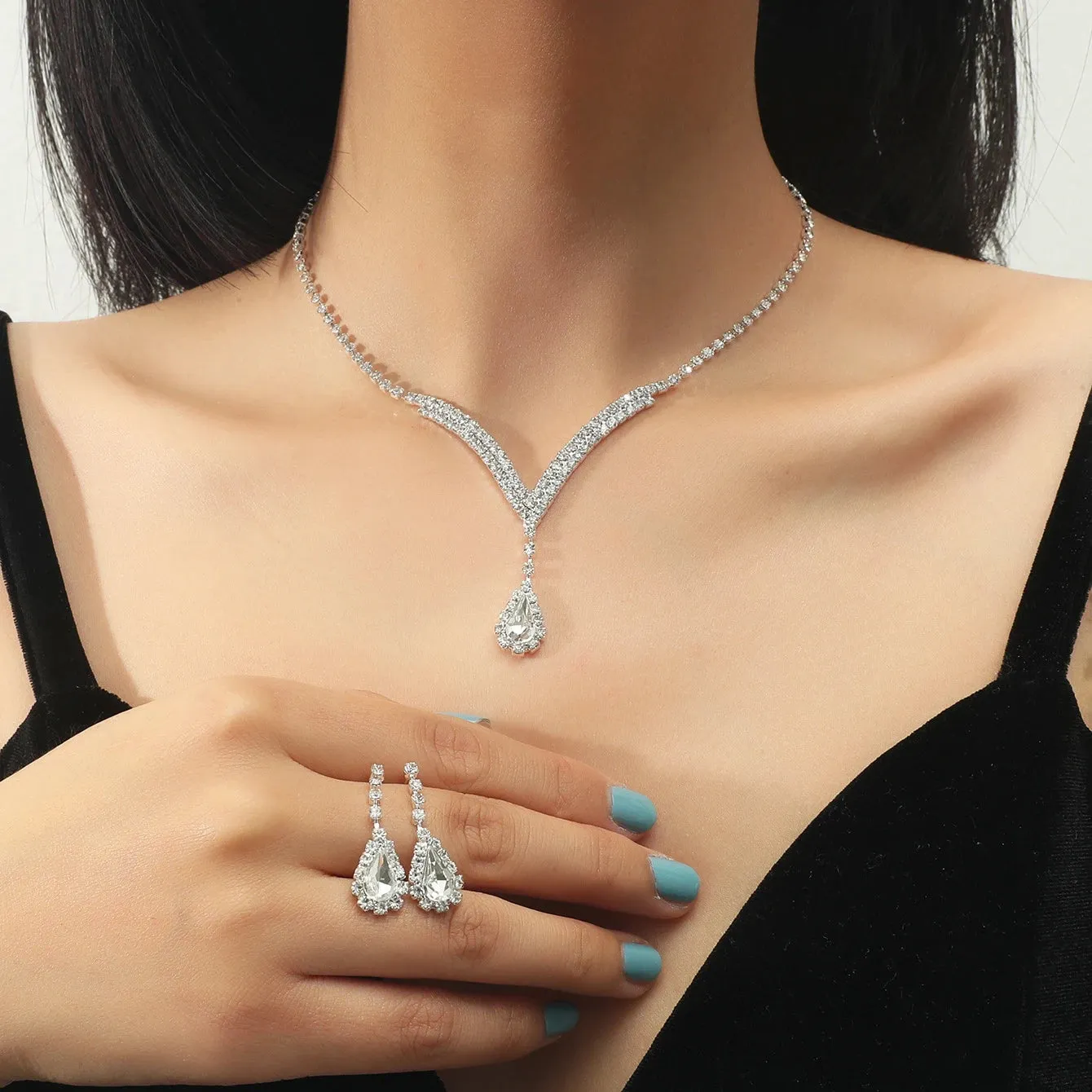 Sparkling Silver Color Crystal Collar Chain Choker Necklace Bridal Women Wedding Party Diamante Rhinestone Choker Jewelry Gifts