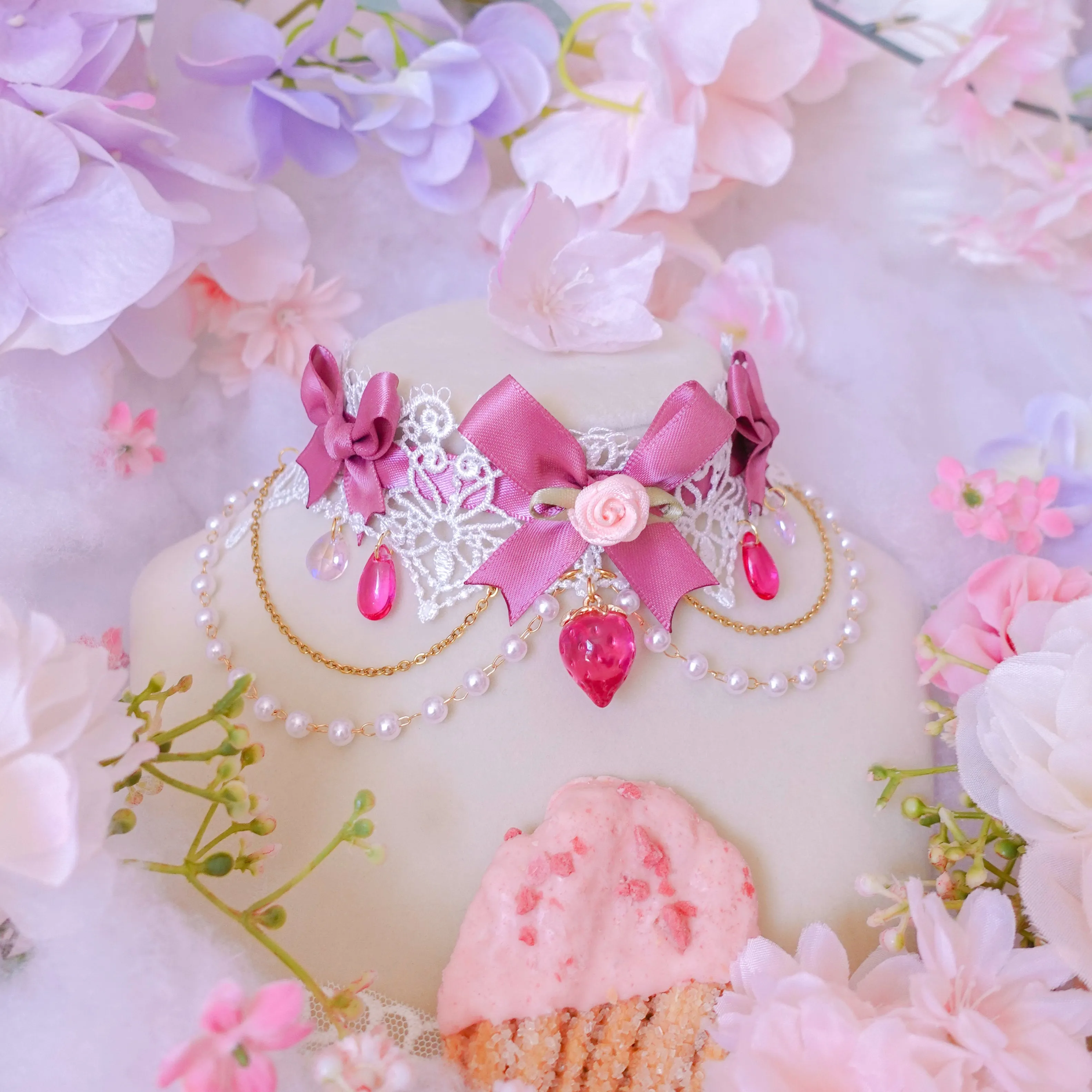 Strawberry Mille-Feuille Choker